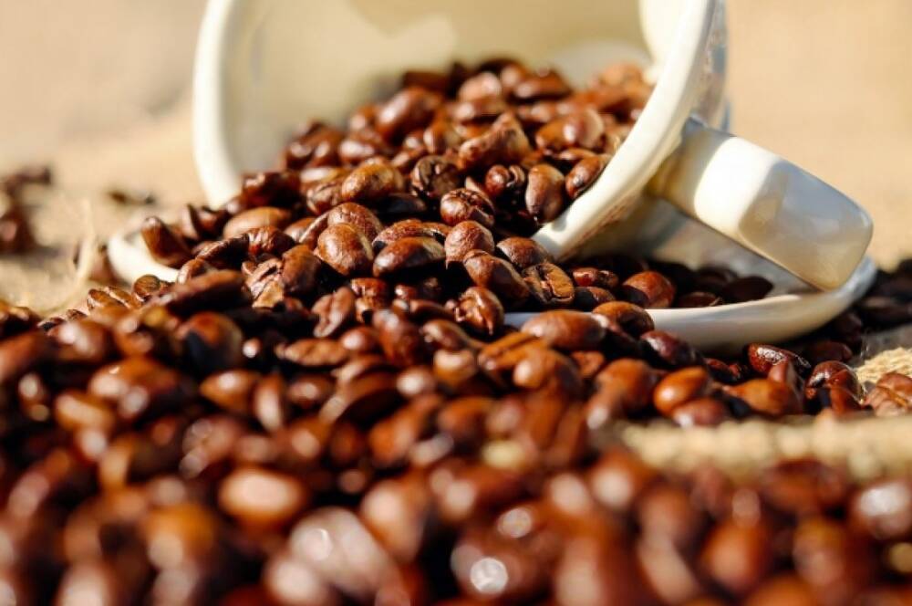 Невролог порекомендовал отказаться от кофе после перенесенного «омикрона»