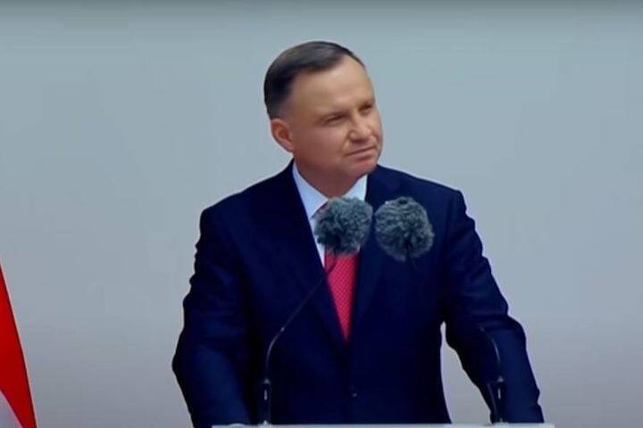 Президент Польши заявил о невиданном перемещении войск в Европе