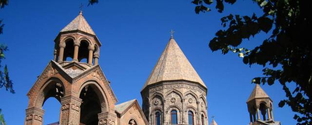 Армянская церковь призвала МГ ОБСЕ не допустить вандализма в Карабахе