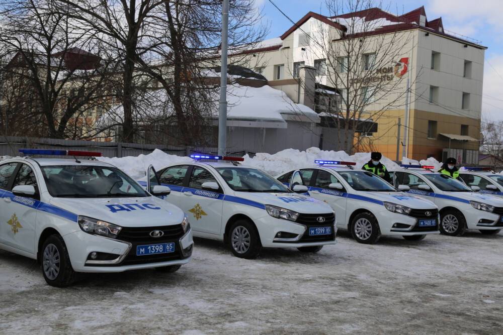 10 новых Lada Vesta помогут в работе сахалинских сотрудников ДПС