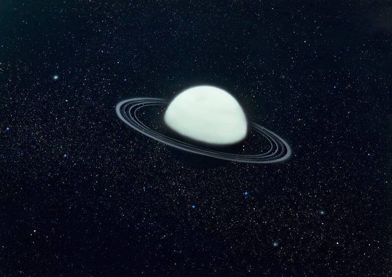 Ученые выяснили, как на Сатурне создаются необычные полярные сияния и мира