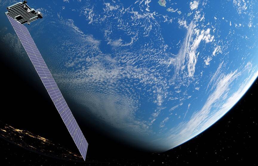 Компания Илона Маска из-за магнитной бури потеряет до 40 спутников Starlink