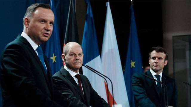 Лидеры трех стран Европы обсудили напряженную ситуацию вокруг Украины