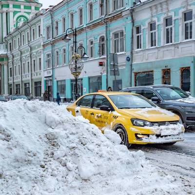Каждая седьмая машина такси в Москве неисправна