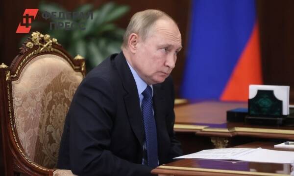 Отказываться от нефти и газа рано: президент Путин