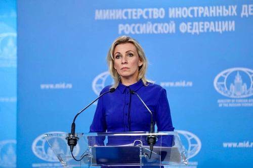 Захарова заявила, что деэскалация вокруг Украины возможна при отказе Запада от поставок оружия Киеву