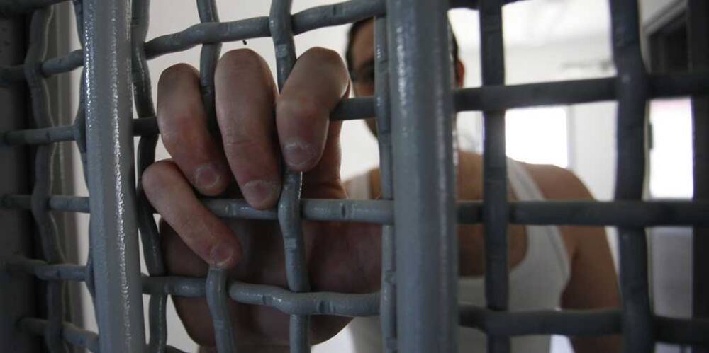 Санитар-палестинец обвинен в жестоких издевательствах над инвалидами в Рош ха-Аин