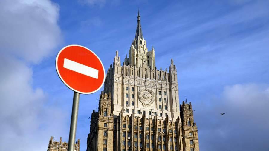 МИД РФ предложил Лондону сменить тон общения с Москвой
