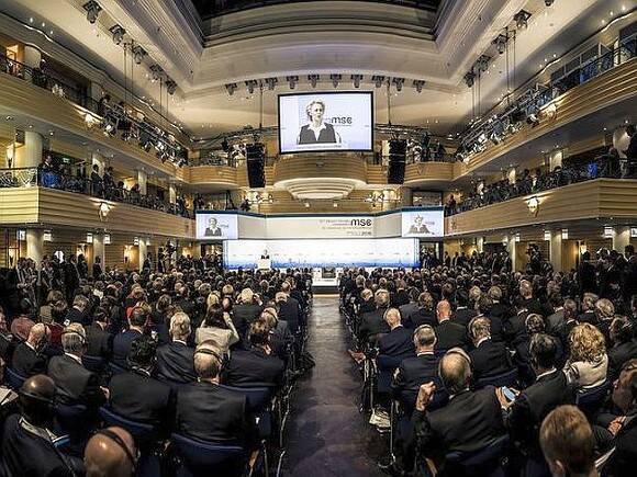 «Коммерсант»: Россия впервые за 20 лет почти не будет представлена на Мюнхенской конференции по безопасности