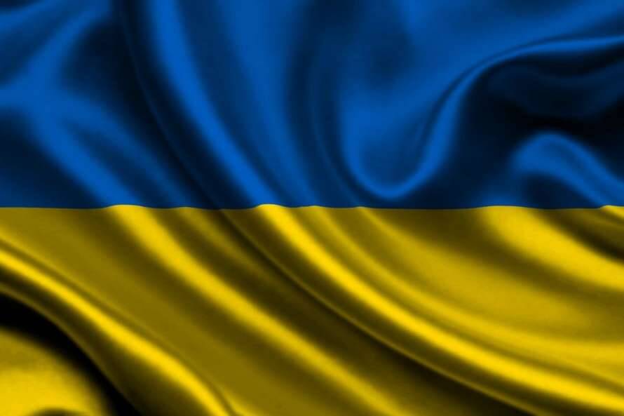 Оккупанты стали прикрываться флагом Украины, предупредило Минобороны (фото)