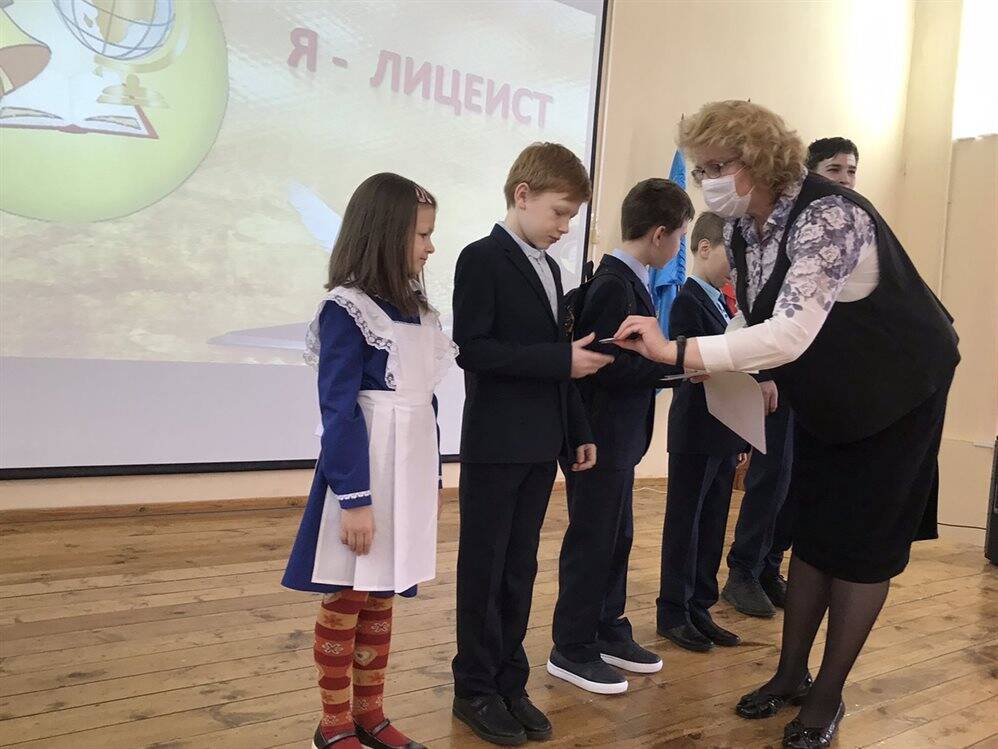 Дети, прибывшие из Донбасса, приступили к занятиям в ульяновских школах