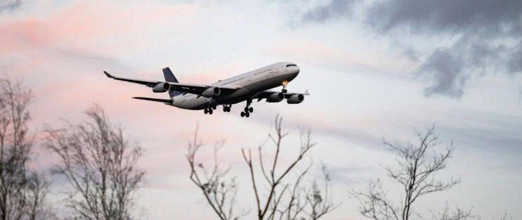 В Калининграде приземлился самолет «Аэрофлота», получивший в полете сообщение о минировании