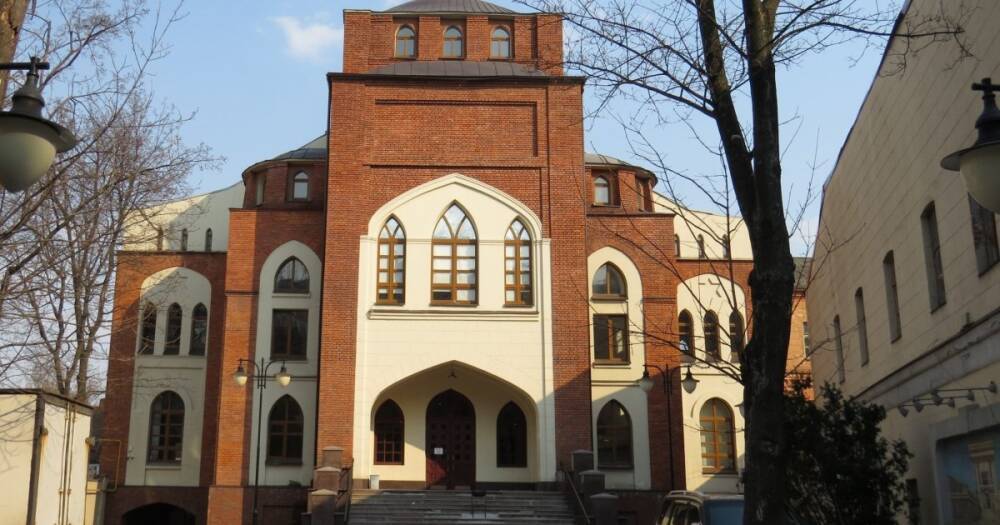 В Харькове российская ракета взорвалась возле синагоги, где находилось более 100 человек