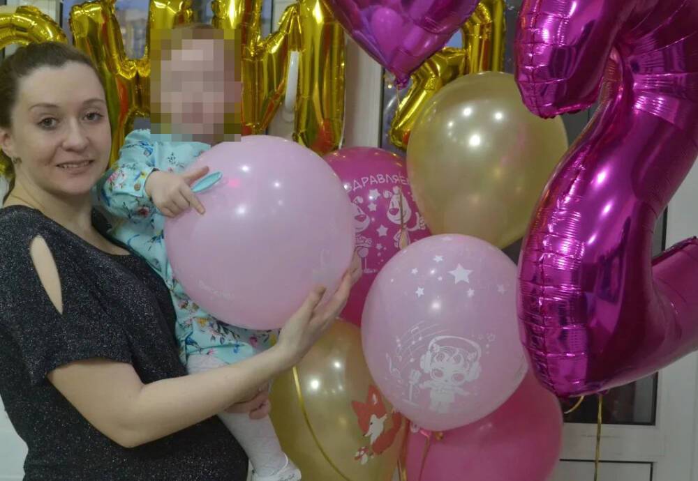Мать пропавшей Елены Логуновой поздравила внучку с днём рождения через соцсети