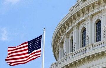 Конгресс США окончательно одобрил $13,6 миллиардов помощи Украине