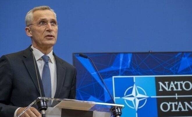 Столтенберг: НАТО продолжит оказывать санкционное давление на Россию, пока она не прекратит боевые действия