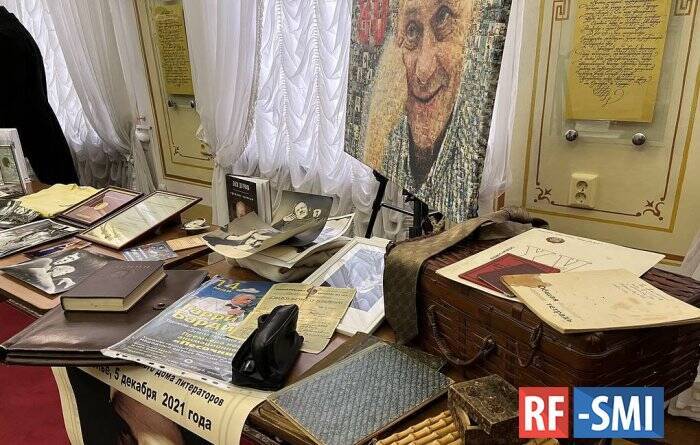 Вещи Льва Дурова, Ольги Остроумовой и Гарри Бардина стали экспонатами музеев Оренбуржья