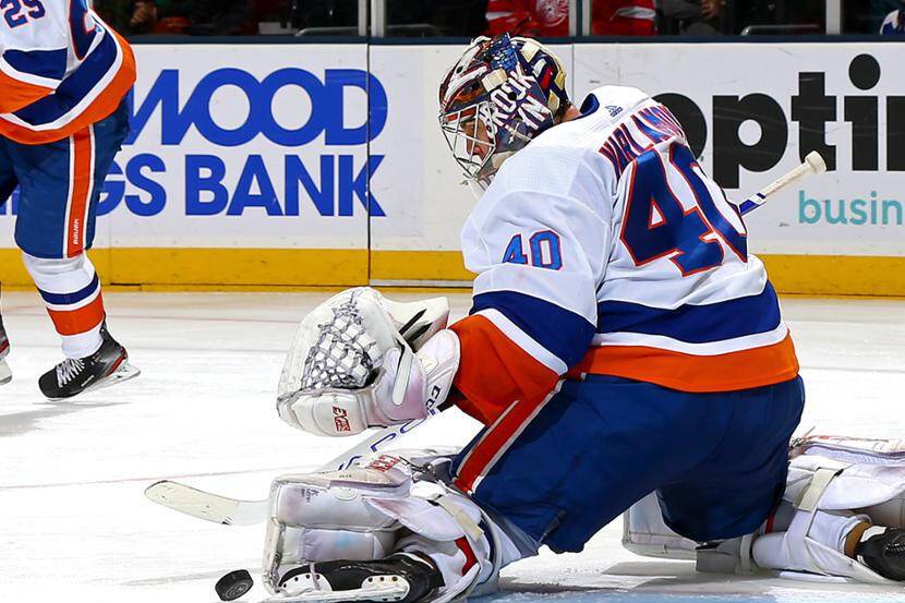 27 сейвов Варламова помогли "Нью-Йорк Айлендерс" одолеть "Виннипег" в матче НХЛ