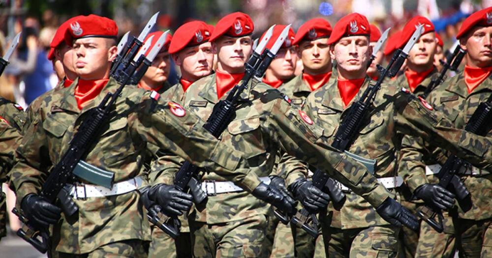 Польша втрое увеличивает армию и расходы на оборону