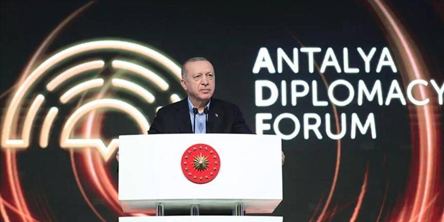 Эрдоган осудил русофобию на Западе