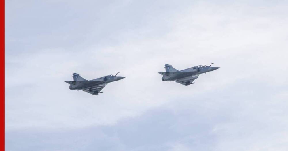 Истребители ВВС Франции приступили к охране неба над странами Балтии