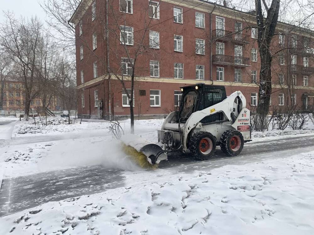 В Иркутске за выходные с улиц вывезли 540 тонн снега