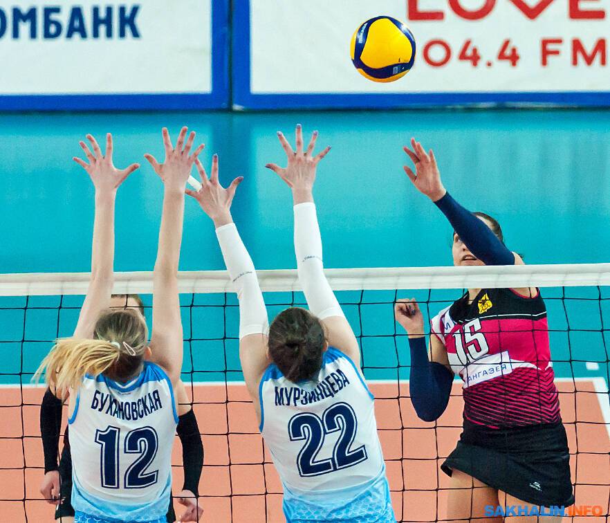 Волейболистки "Сахалина" узнали, кого им нужно обыграть в финале