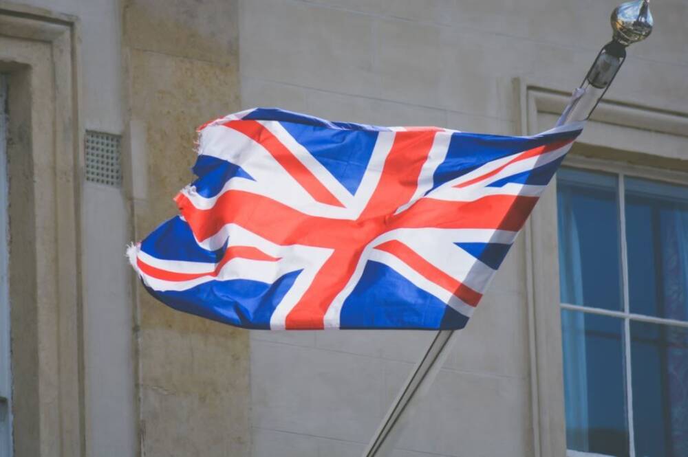 Великобритания представит новый пакет санкций против России
