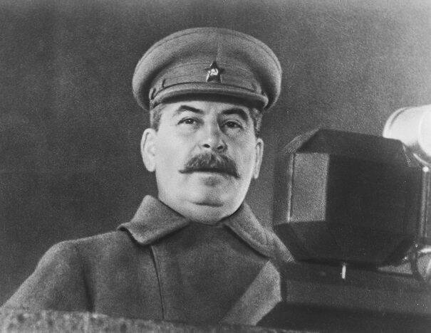 Грузинский акцент Сталина: почему он проявлялся только на записях - Русская семерка
