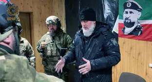 Военные эксперты разъяснили цель поездки Делимханова на Украину