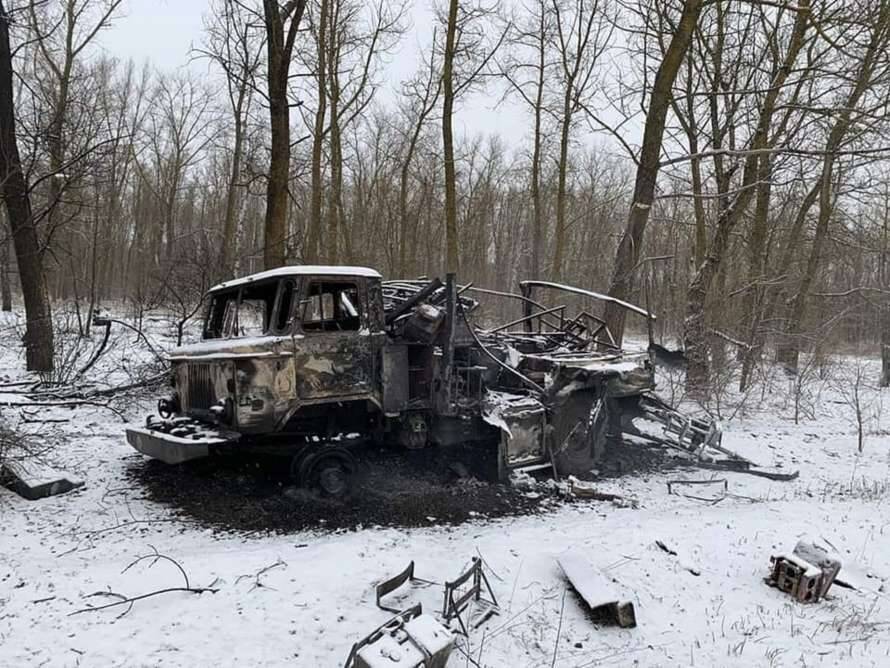 Появилось видео уничтожения колонны военной техники захватчиков на Киевщине
