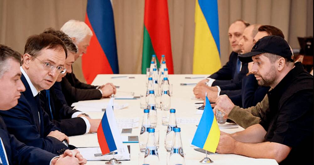 Украина и РФ разработали план, чтобы положить конец войне, — Financial Times