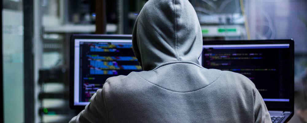 Хакеры взломали сайты МЧС России и его региональных управлений