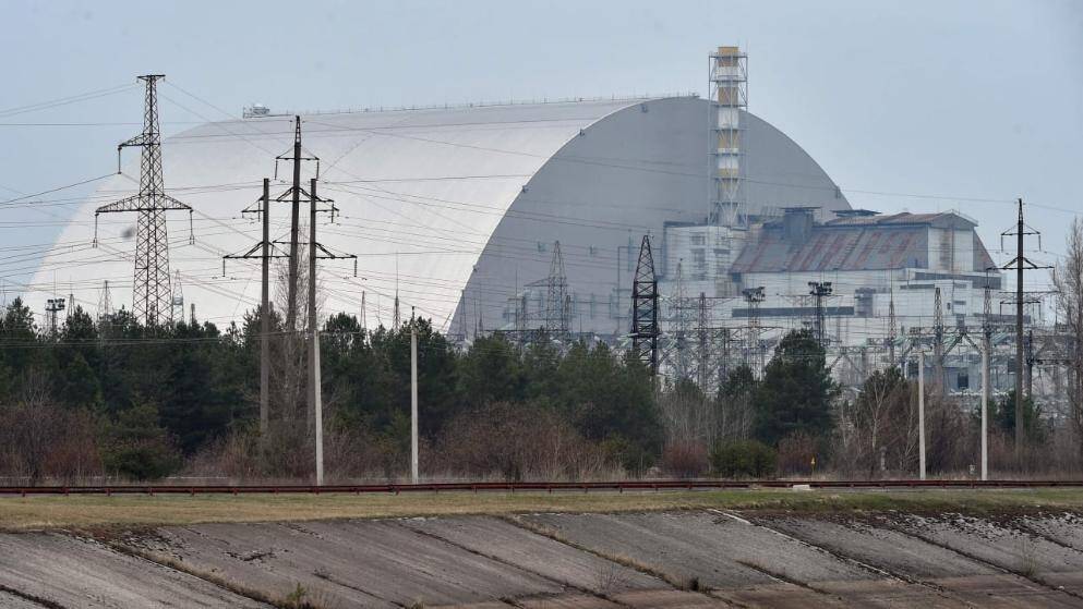 Российские оккупанты захватили Чернобыльскую АЭС: что на самом деле происходит на станции