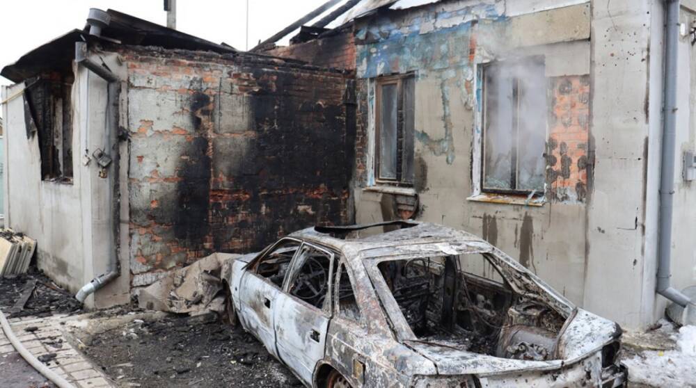 На поселок под Харьковом оккупанты сбросили кассетные бомбы, есть жертвы
