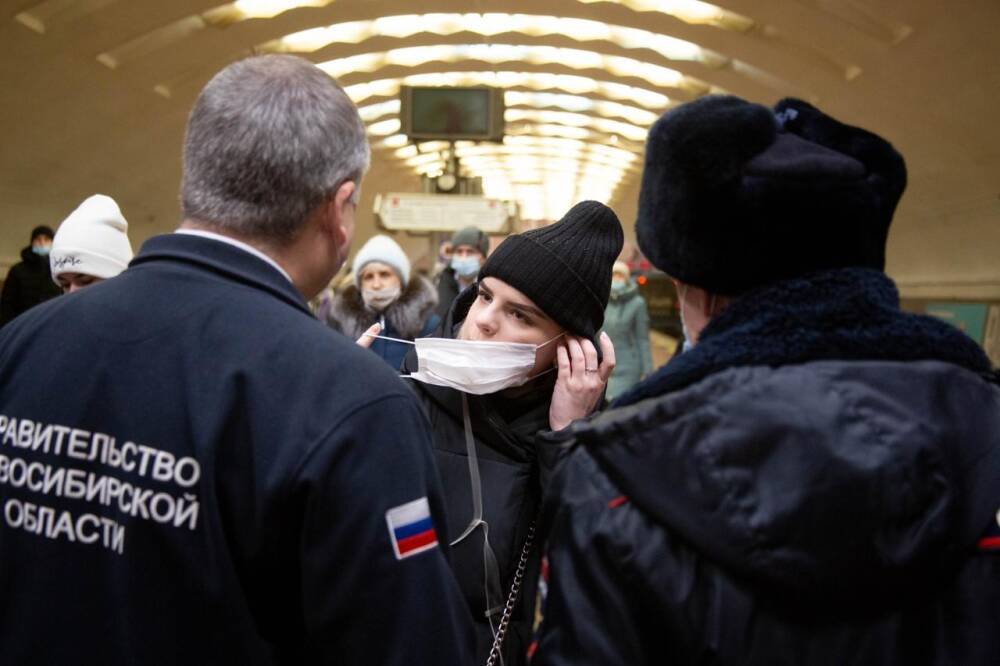 В Новосибирске 67 % жителей поддерживают отмену масочного режима