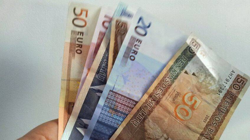 Ограничивается вывоз банкнот евро в РФ и Беларусь – таможня Литвы
