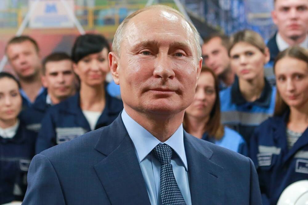 ФОМ: 71% россиян доверяют Путину и считают, что он работает хорошо