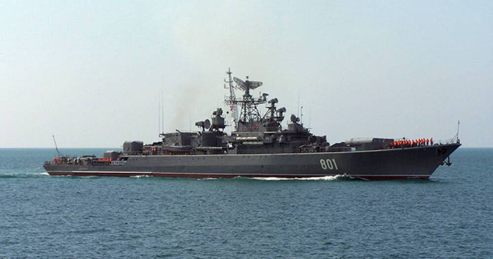 Российский флот пытается использовать гражданский корабль в качестве живого щита, — ВМС ВСУ