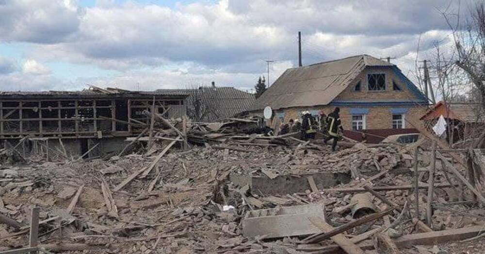 В Бородянке из-под завалов спасли около 200 человек, — ГСЧС