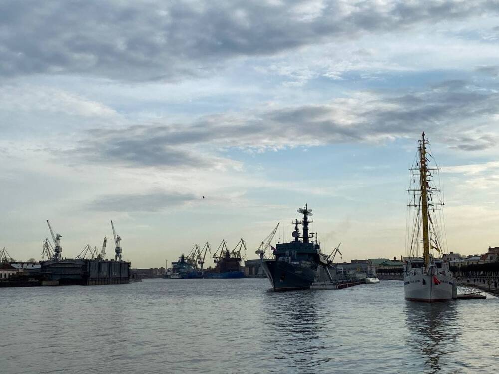 TV3: Латвия и Дания готовятся ввести запрет на вход кораблей РФ в свои порты