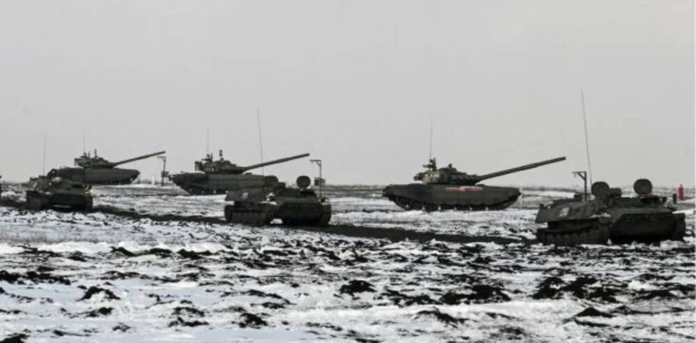 Россияне начали добровольно отдавать технику украинским военным, фото: "Деморализация колоссальная"