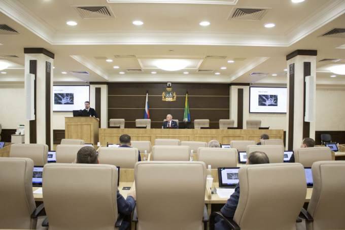 Екатеринбургские депутаты разнесли план реновации ЦПКиО. Решать вопрос предстоит Орлову