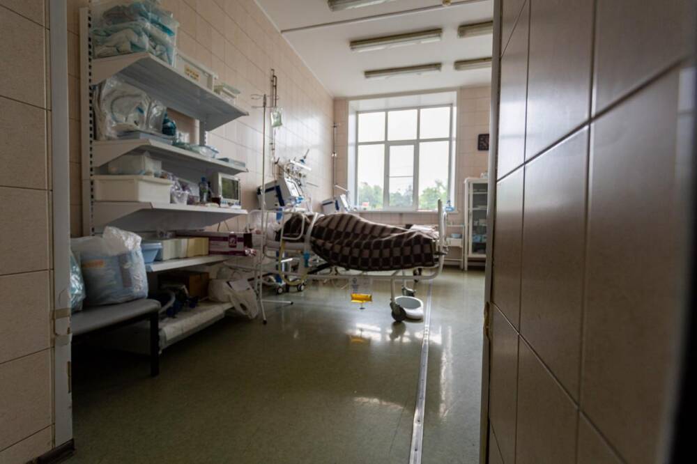 Хирурги спасли пациентку с опухолью из клубка сосудов в клинике Новосибирска