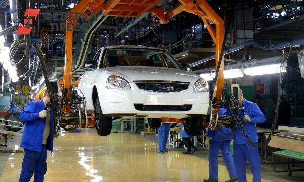 «АвтоВАЗ» собирается выпускать спецверсии Lada с минимумом импортных деталей