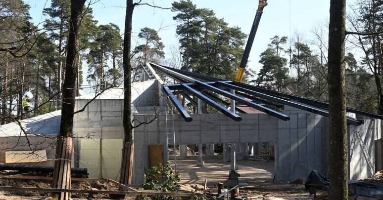 В Рижском зоопарке пройдет праздник стропил — закончена крыша Центра экологического образования