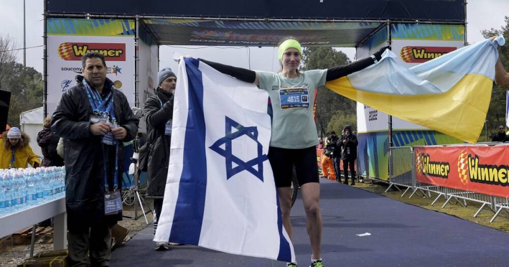 Беженка из Украины выиграла марафонский забег в Иерусалиме (видео)