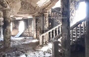 Рашисты сняли видео в уничтоженном театре Мариуполя, буквально идя по трупам мирных людей