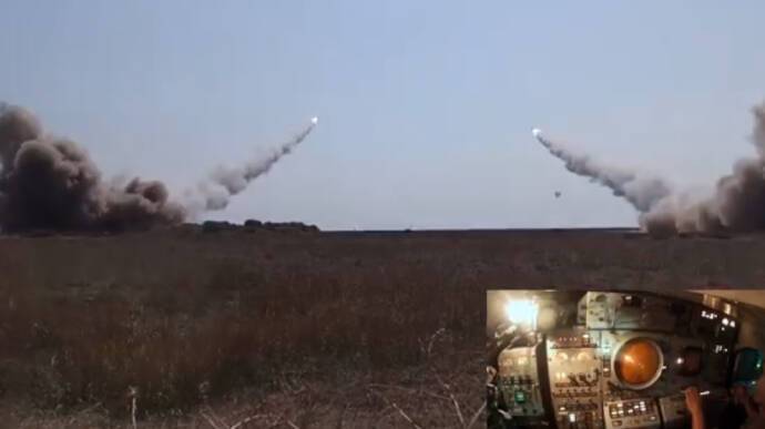 Воздушные силы сбили две ракеты типа "Х", выпущенные по Львову