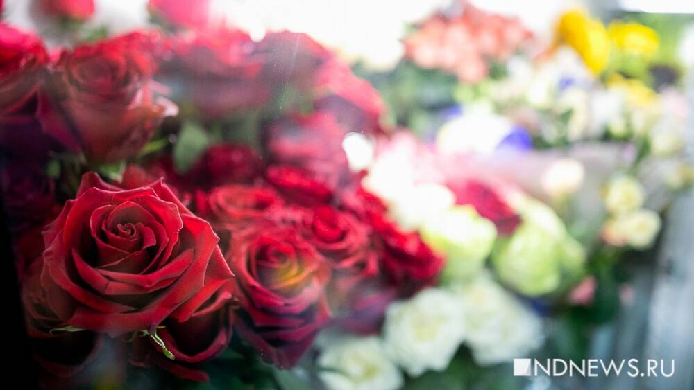 В Екатеринбурге отменили цветочный базар и ярмарки